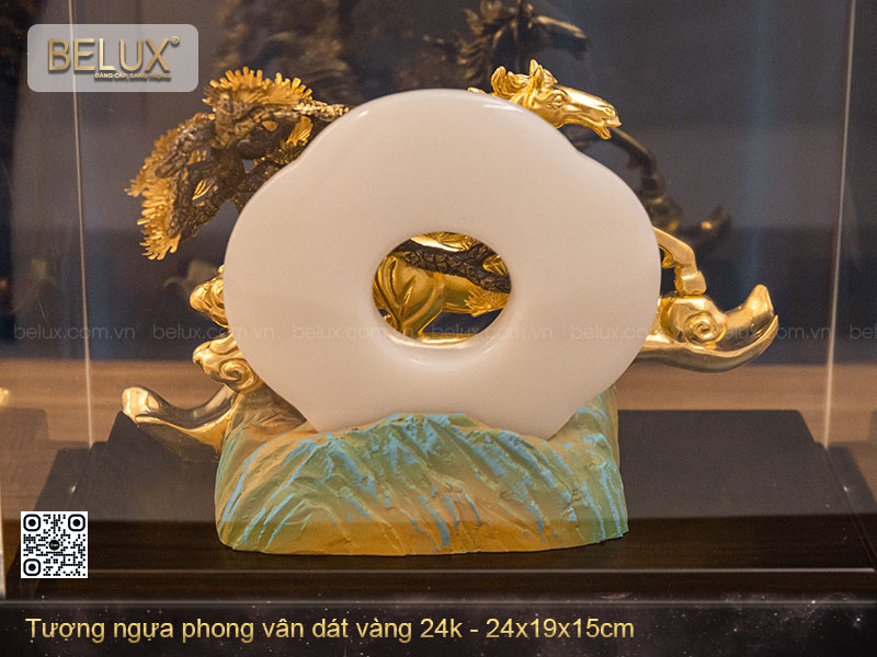 Tượng Ngựa Phong Vân dát vàng 24k 24x19x15cm